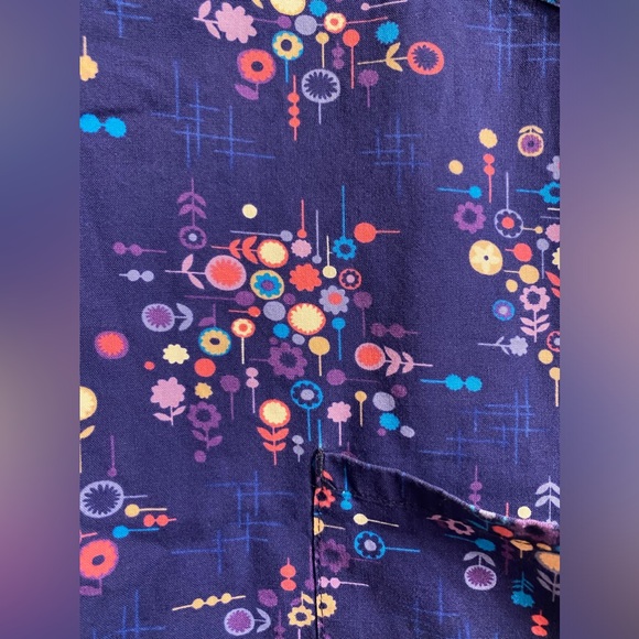 Wrap style vneck pullover SB Scrubs top nurse medical uniform women L dark blue - Picture 6 of 11